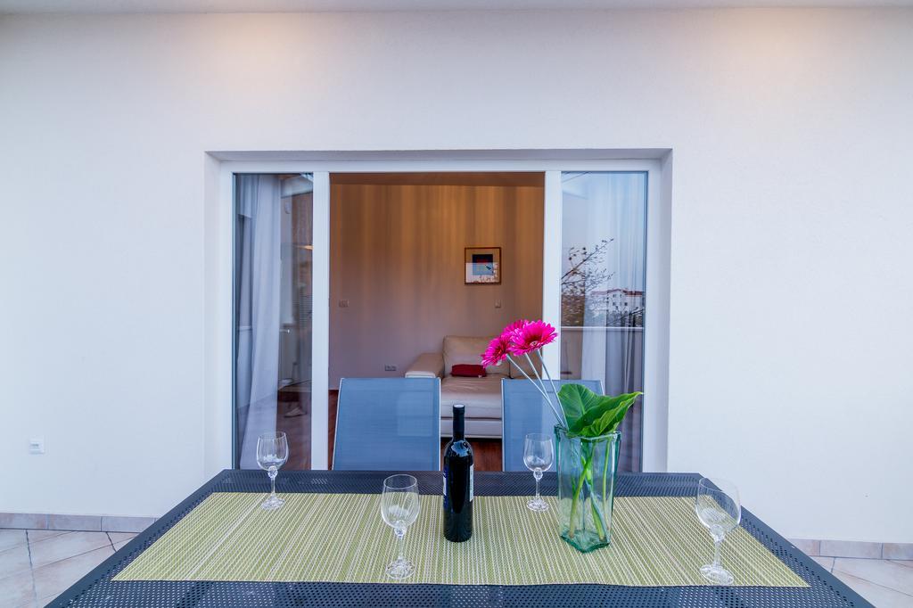 Apartmani Sara I Klara Trogir Eksteriør bilde