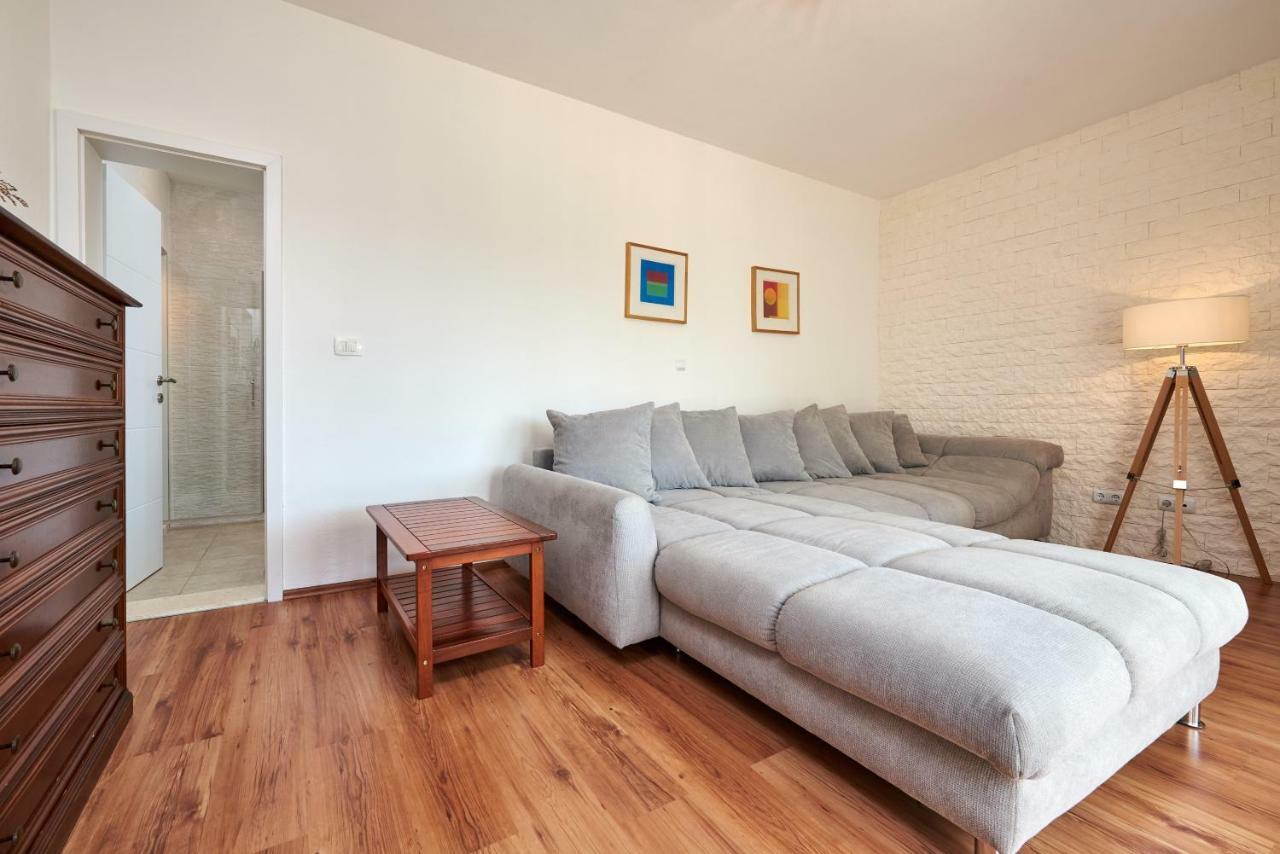 Apartmani Sara I Klara Trogir Eksteriør bilde